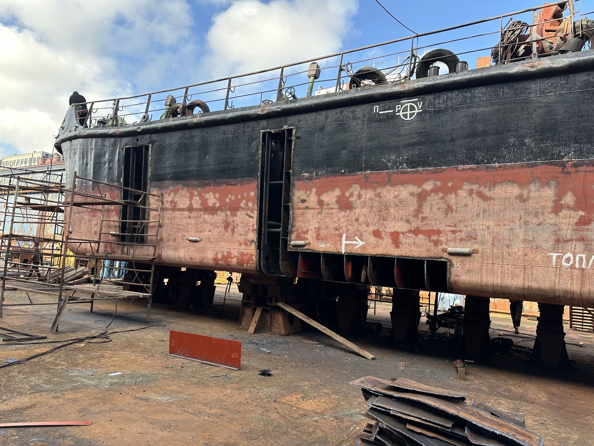 м/б «НОРД» та т/х «СЛВ-359»